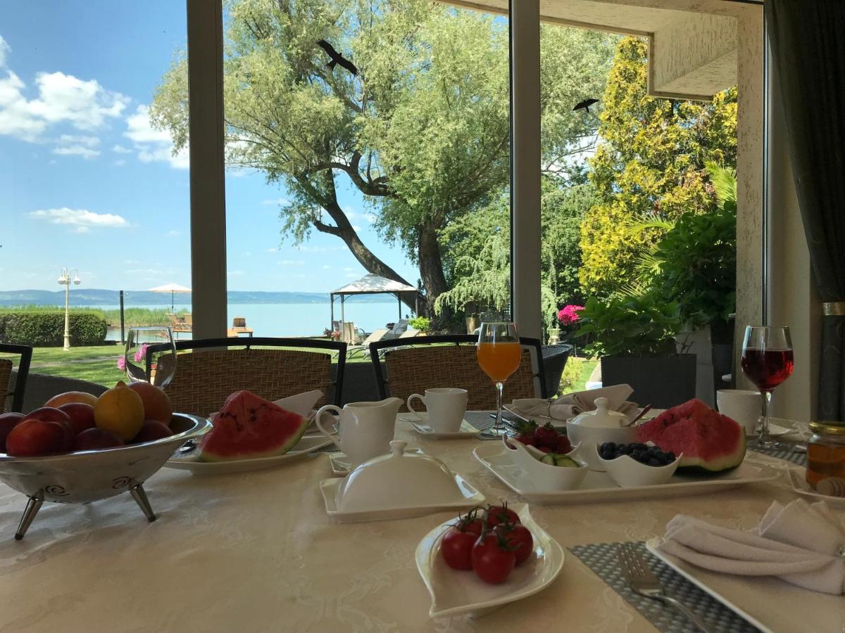 Viktoria House Villa Balatonszarszo Bagian luar foto